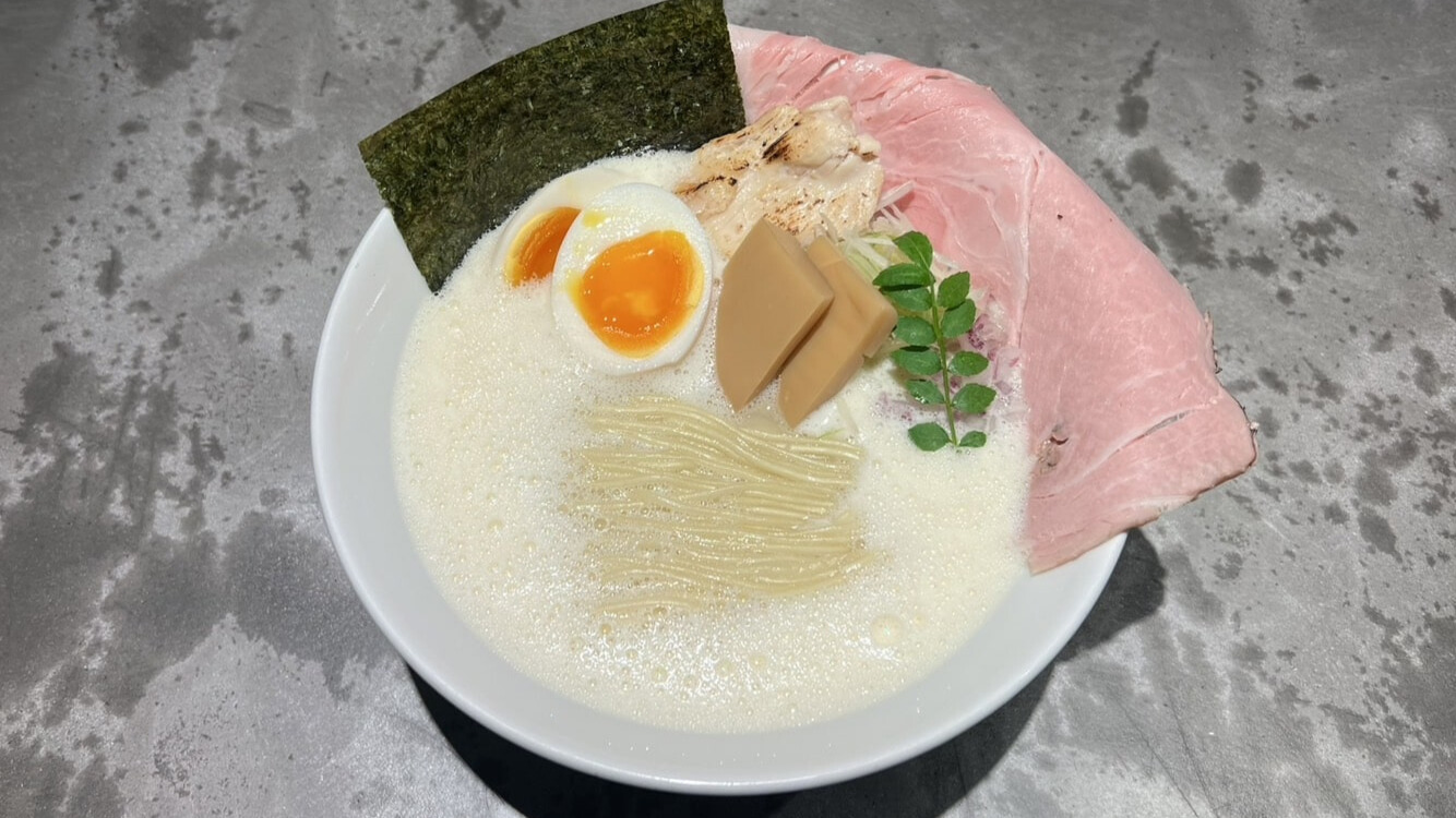 特上鶏白湯そば