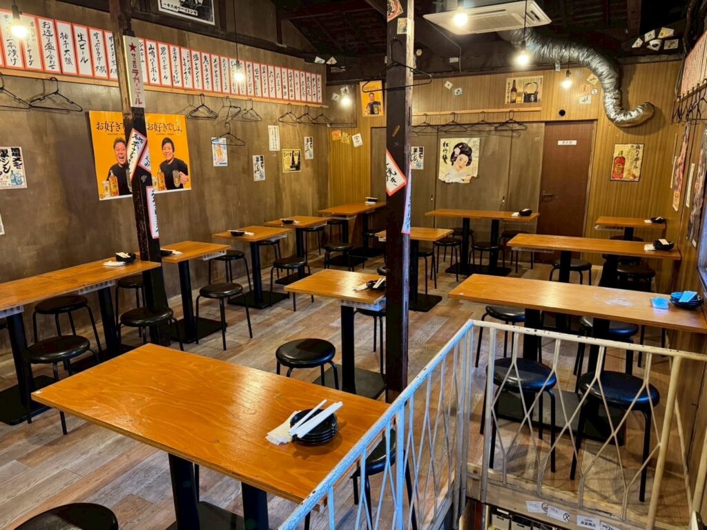 【西院駅徒歩2分】初めてでも入りやすい大衆酒場「双家商店」｜元気なスタッフ×賑やか空間！