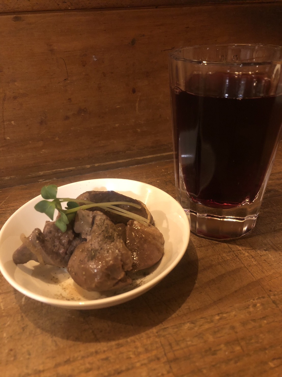 【西院|エラマサ】凍らせた焼酎×強炭酸。パンクが響く“西院ロック酒場”