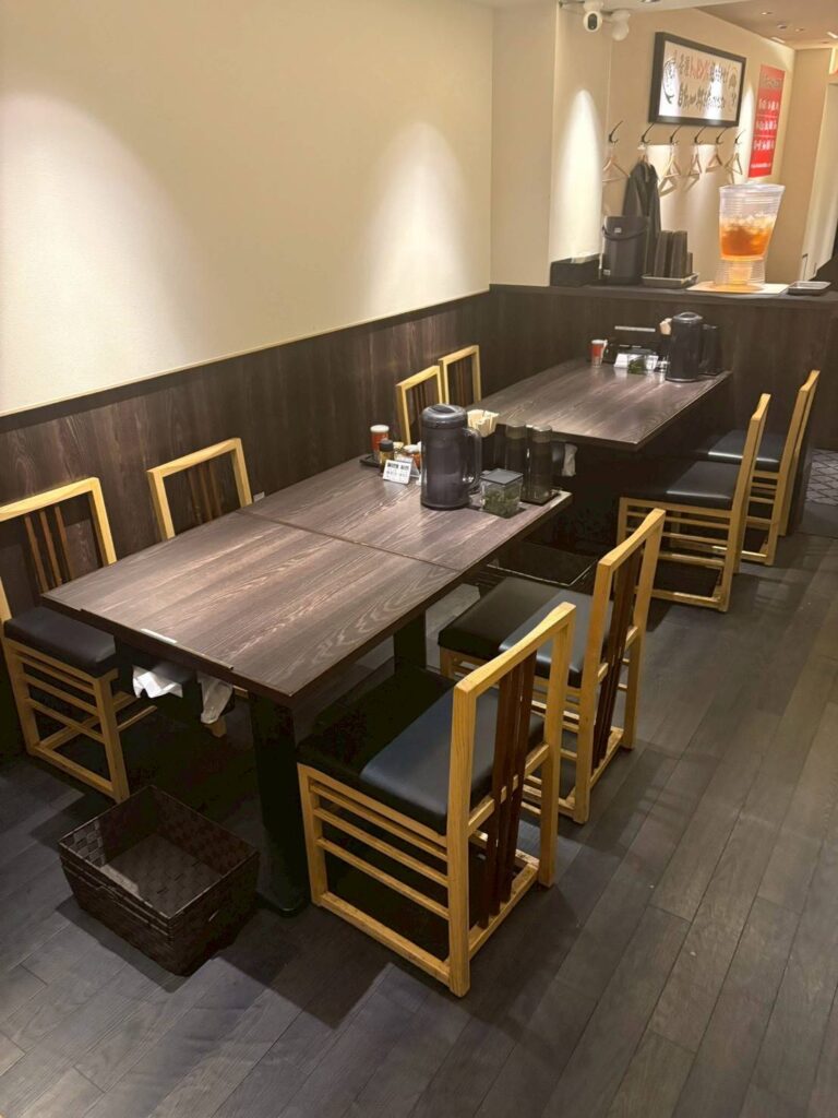 ガツンと旨い一杯ならここ！濃厚豚骨ラーメン『岩本家』