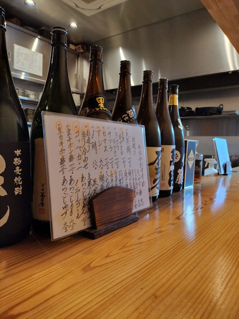 『西院 わた邉』毎朝仕入れの鮮魚が評判|“旨い魚”を食べるならここ。