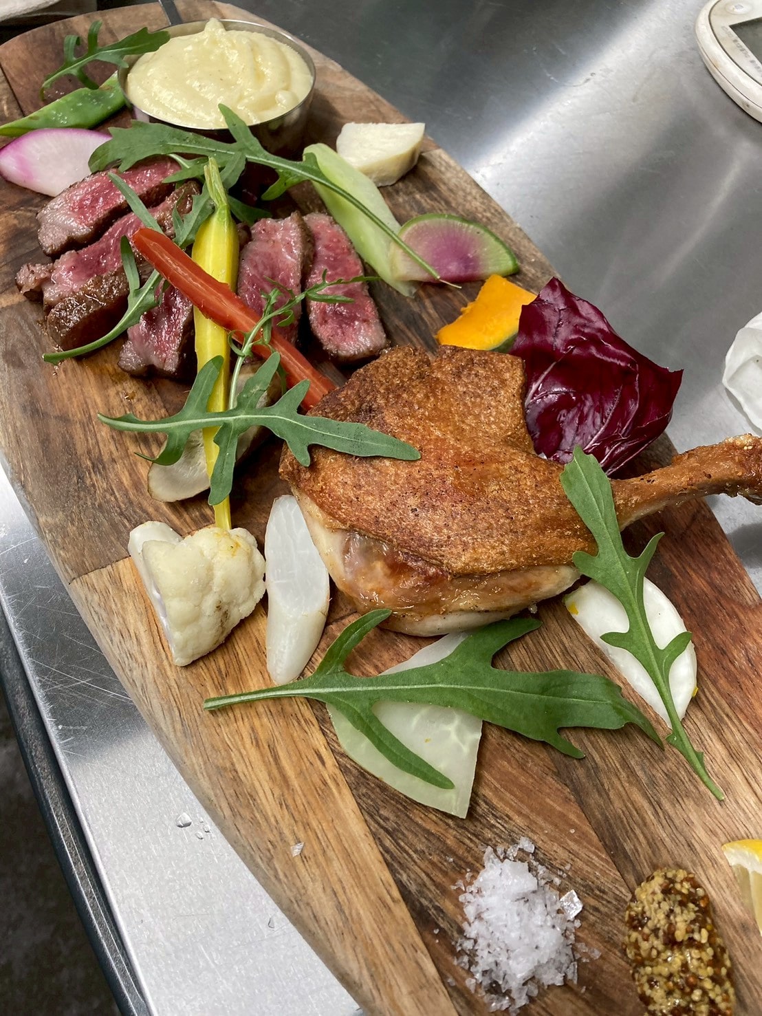 豊富な肉料理（メイン）