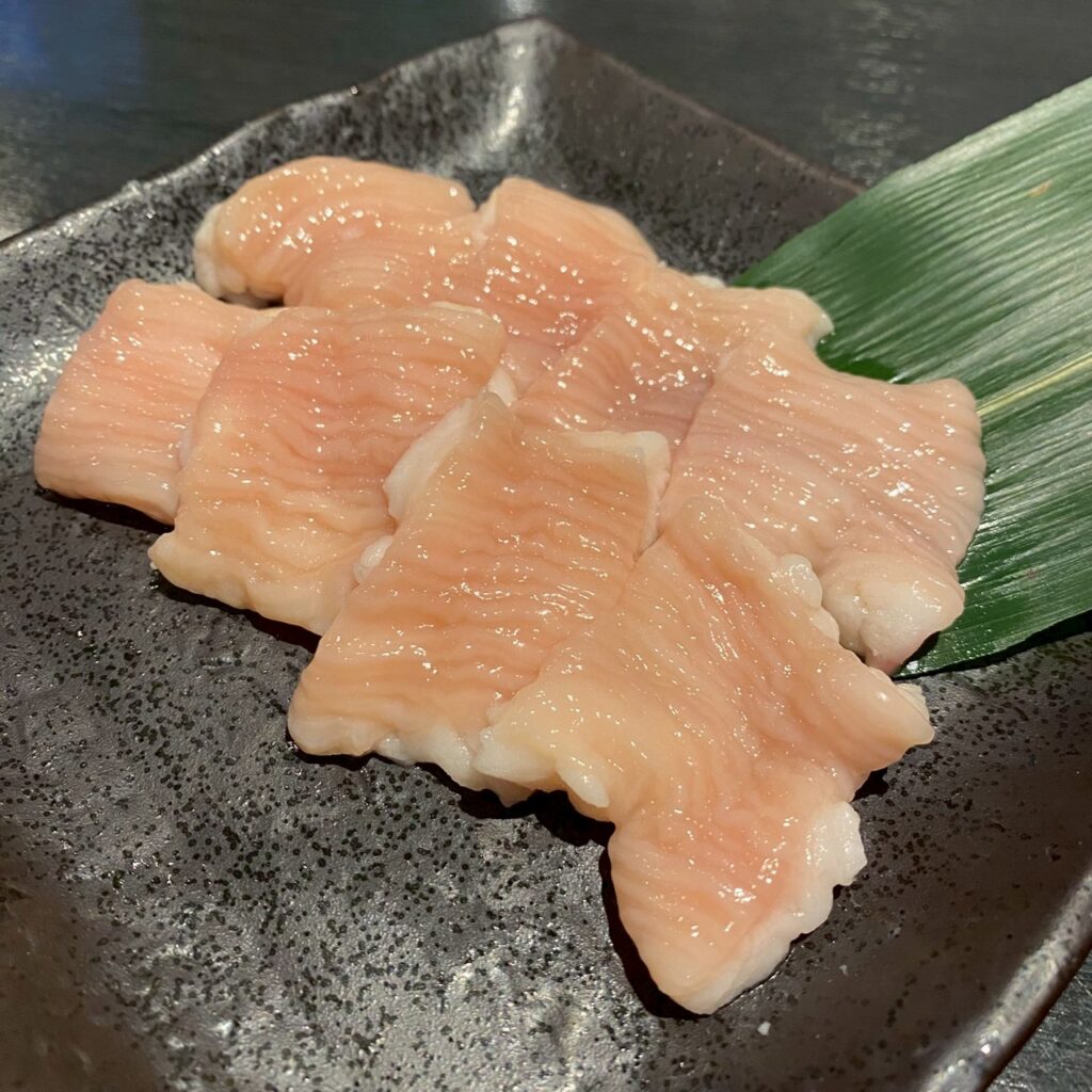 【西院駅1分】雌牛の黒毛和牛と新鮮ホルモンが旨い|焼肉ホルモン宮本