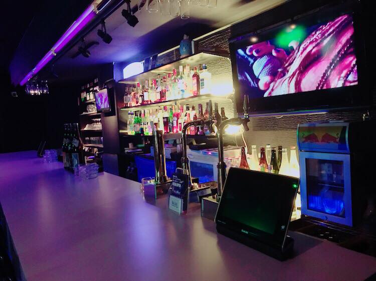 Bar High Five【店舗情報】