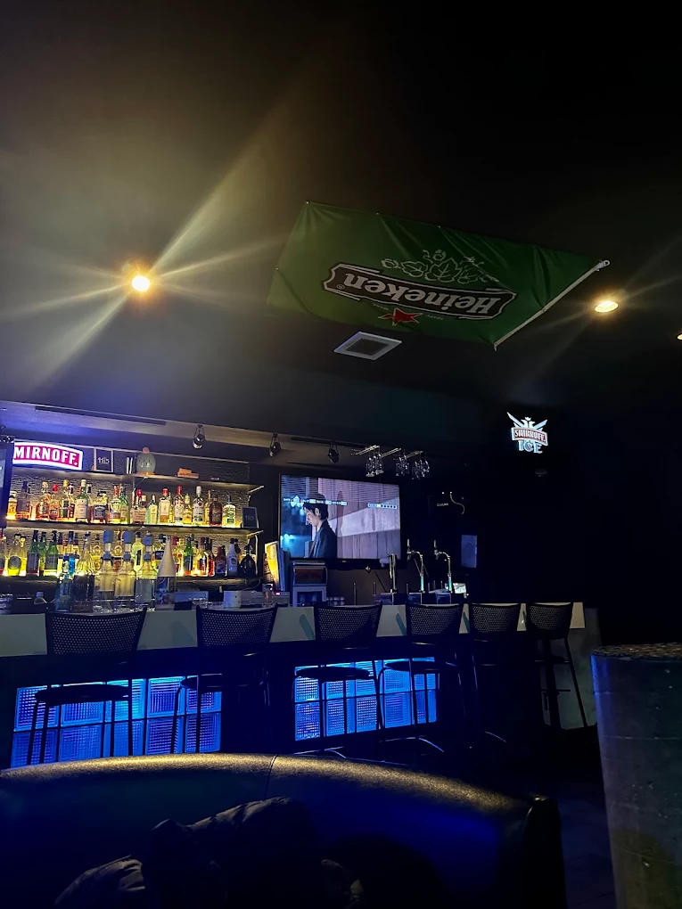 Bar High Five【店舗情報】