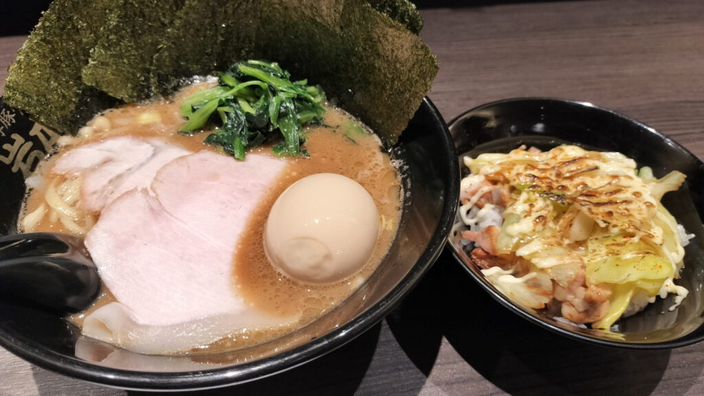 濃厚豚骨ラーメン 岩本家