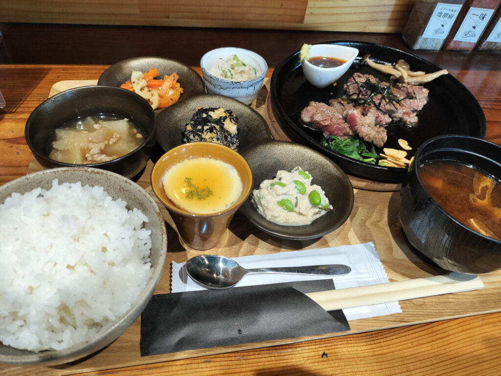 西院 酔いどれキッチンけい