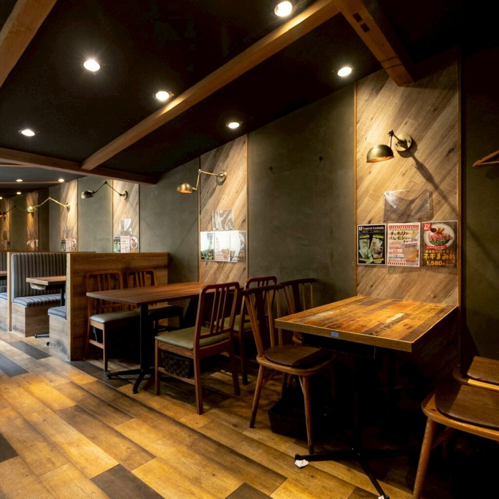 【お会計15%オフ】肉バル 山村牛兵衛 四条大宮店｜名物「和牛タタキ」と肉寿司が人気！