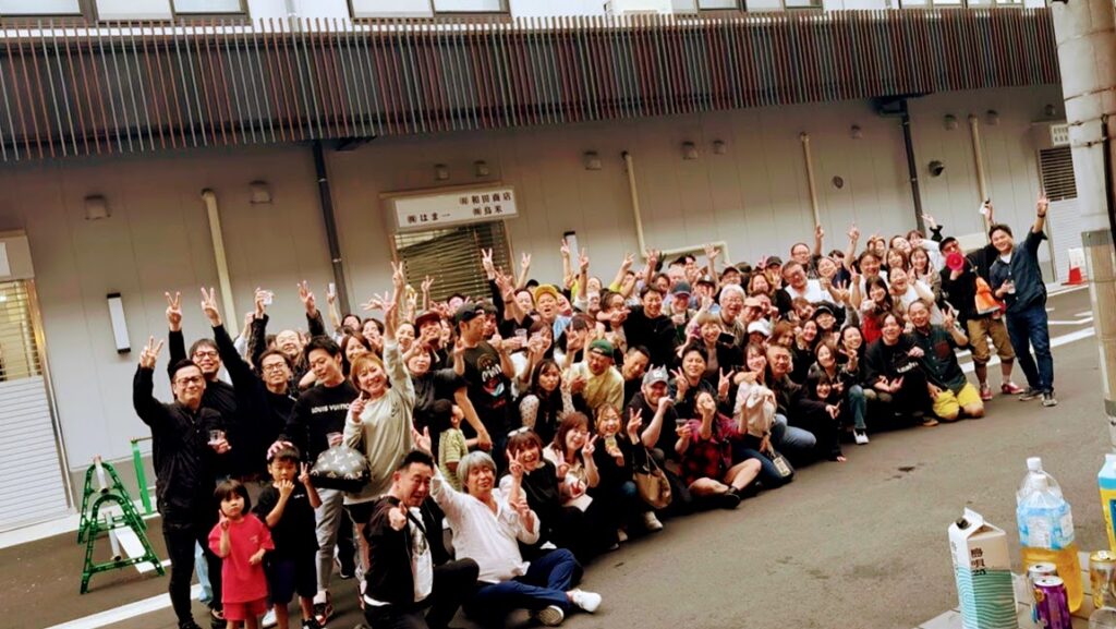 【AZUKIYA 第2回BBQ】総勢112名！四条大宮で知らない人同士が繋がる大宴会｜バーベキューコート339