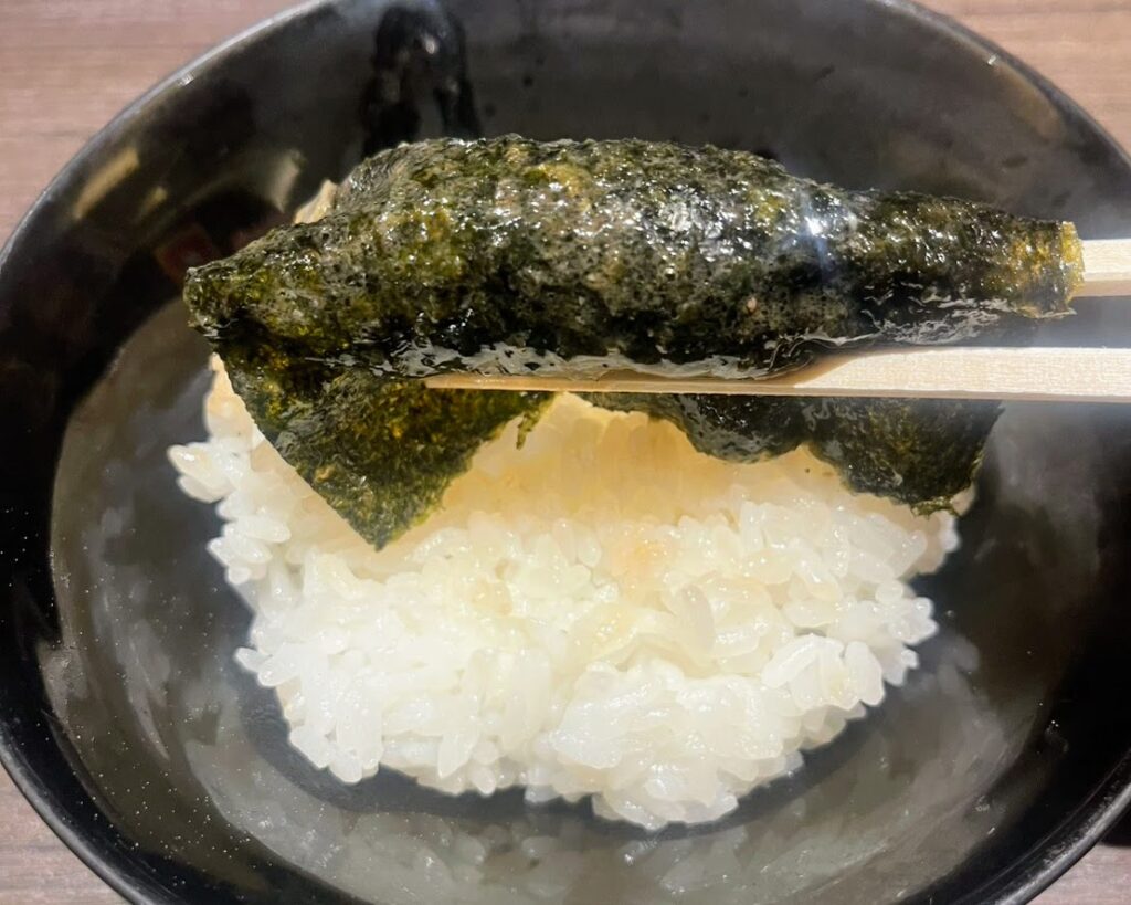 トロトロの海苔を巻いて食す!うま〜!