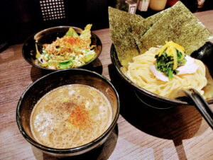 【西院でランチ】家系ラーメン「岩本家」店主直伝！ライスが止まらない悪魔的な食べ方3選