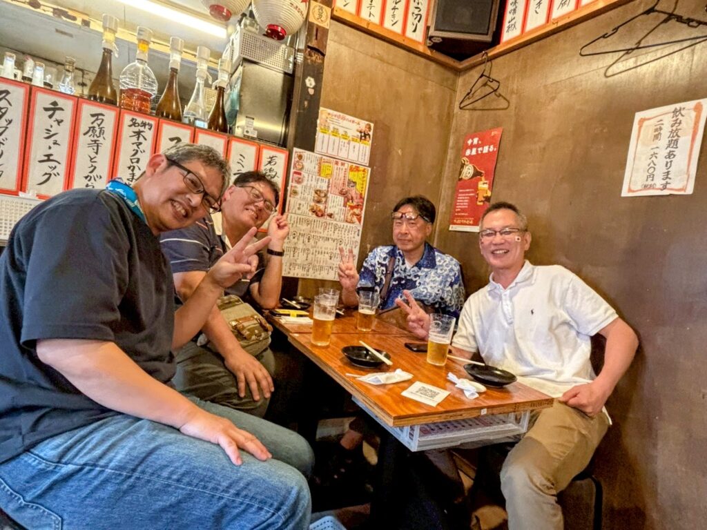 【オフ会レポ】初参加10名 24歳〜77歳が大熱狂!西院『オトコマエ食堂』の日曜昼飲みサッカー観戦