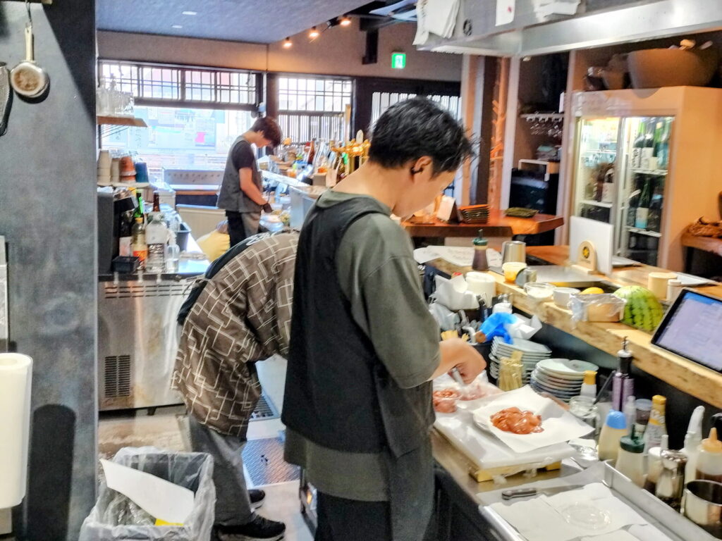 「一緒に楽しみましょう」独立の相談OK、『京都屋台せせり』初めての正社員募集