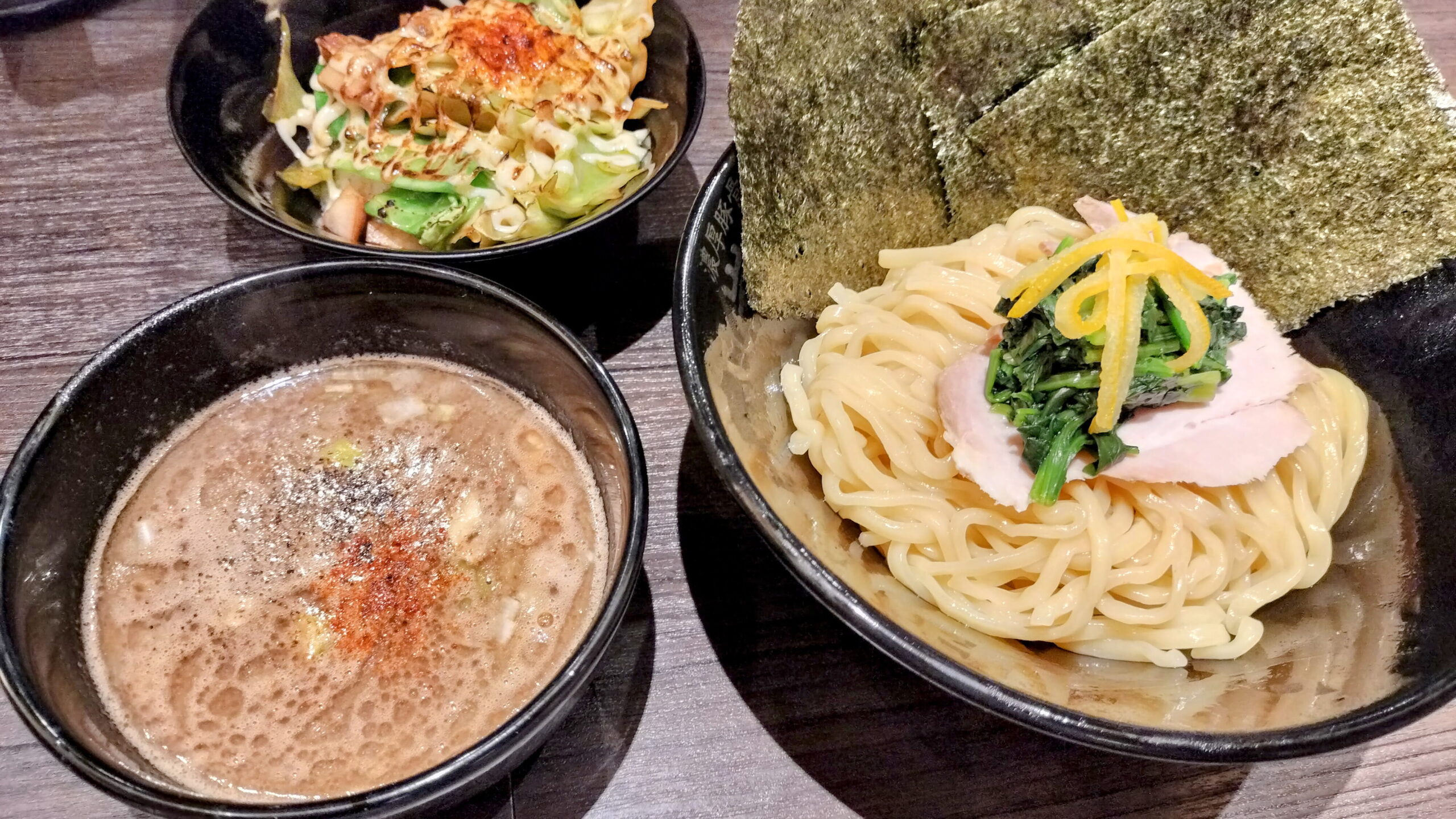 濃厚豚骨ラーメン 岩本家